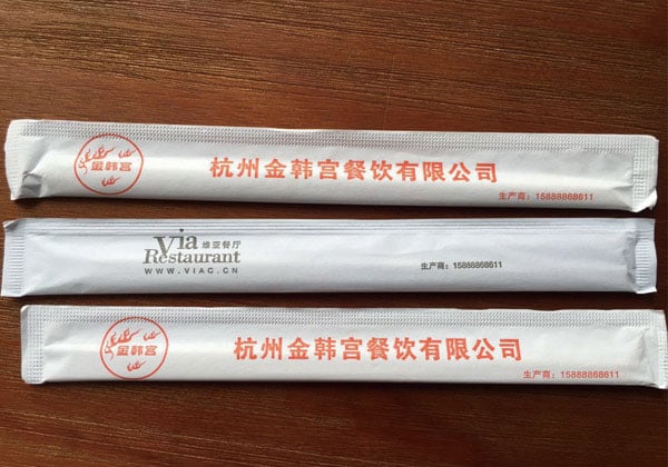 東莞筷子工廠(chǎng),白色紙?zhí)卓曜涌捎喿鲇∷⑽淖?深圳筷子工廠(chǎng)