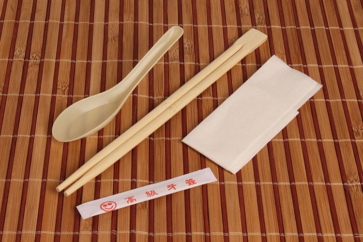 訂做一次性筷子套裝,竹筷紙巾牙簽飯勺
